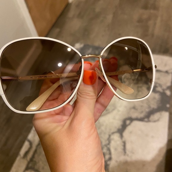 Tom Ford Sunglasses - Picture 4 of 5